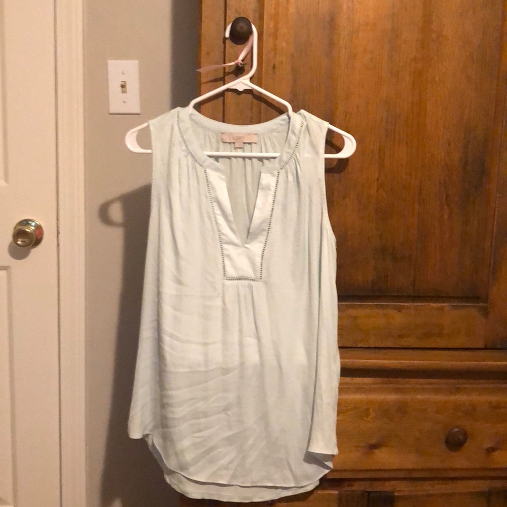 Loft sleeveless shirt